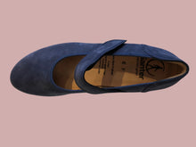 Load image into Gallery viewer, Fiona 5432