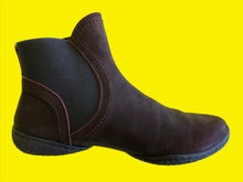 Load image into Gallery viewer, Purple Manchester