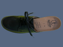 Load image into Gallery viewer, Hugo 7537