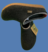 Load image into Gallery viewer, Charcoal Kris