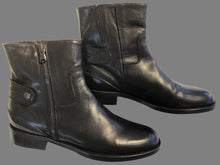 Load image into Gallery viewer, Nic Dean Black