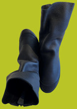 Load image into Gallery viewer, Black Shovel