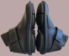 Load image into Gallery viewer, Black Base