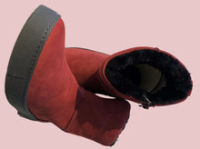 Load image into Gallery viewer, Giulietta Red 4172