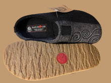 Load image into Gallery viewer, Black Magic