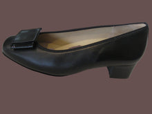 Load image into Gallery viewer, Evelyn 3300